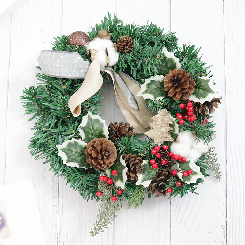 Christmas Door Wreath - Festive Home Decor